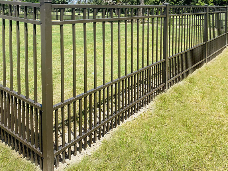 Aluminum Dog Fencing in Jackson Tennessee