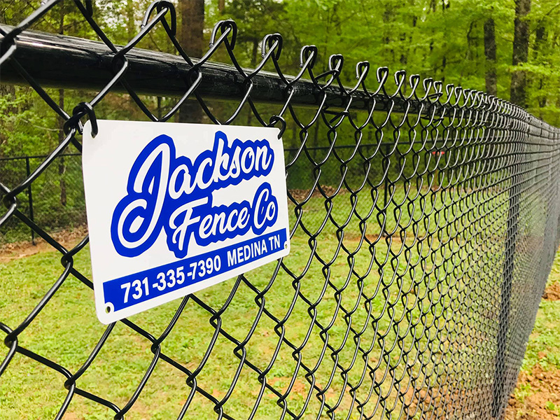 Residential Chain Link fence contractor in the Jackson Tennessee area.