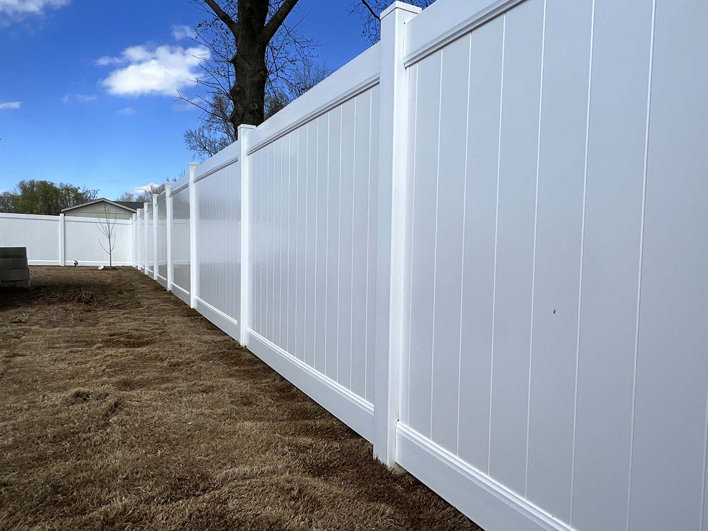 Hector vinyl fence in Jackson Tennessee
