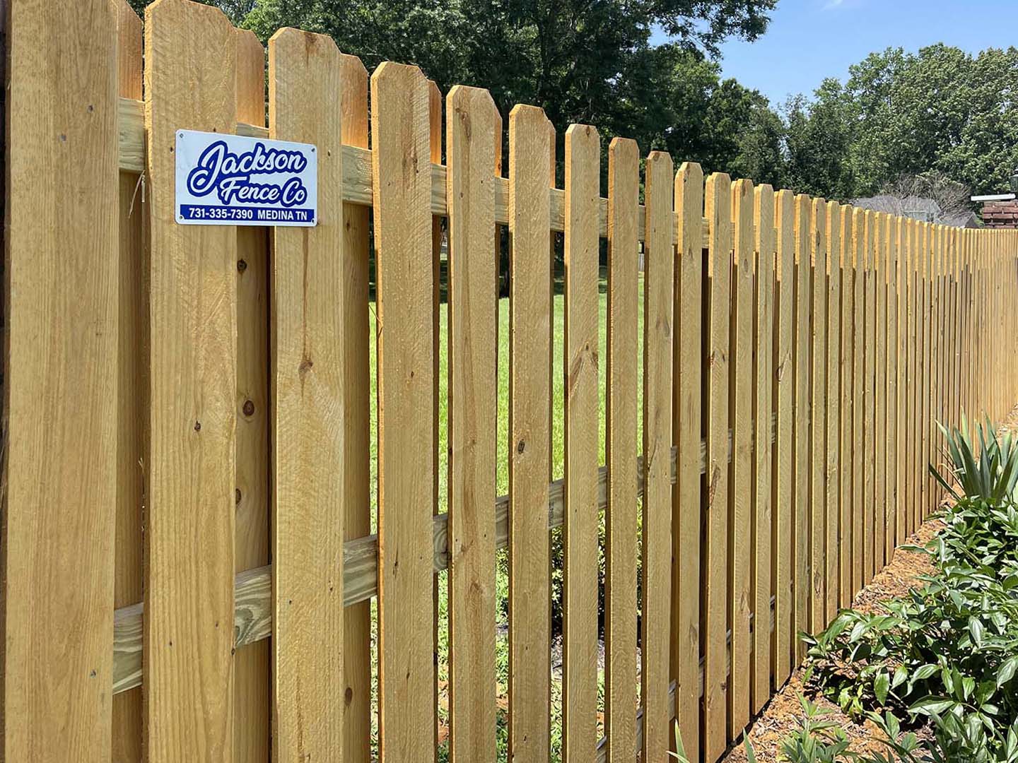  Lexington TN Shadowbox style wood fence